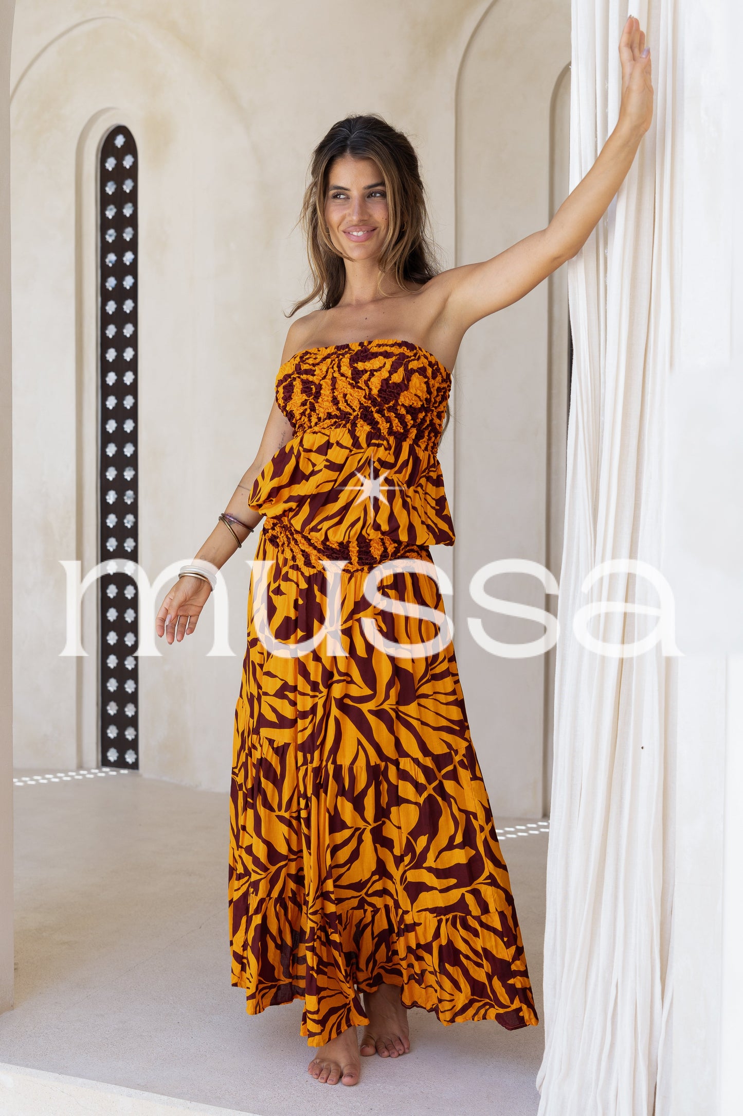 nina naranja spiro