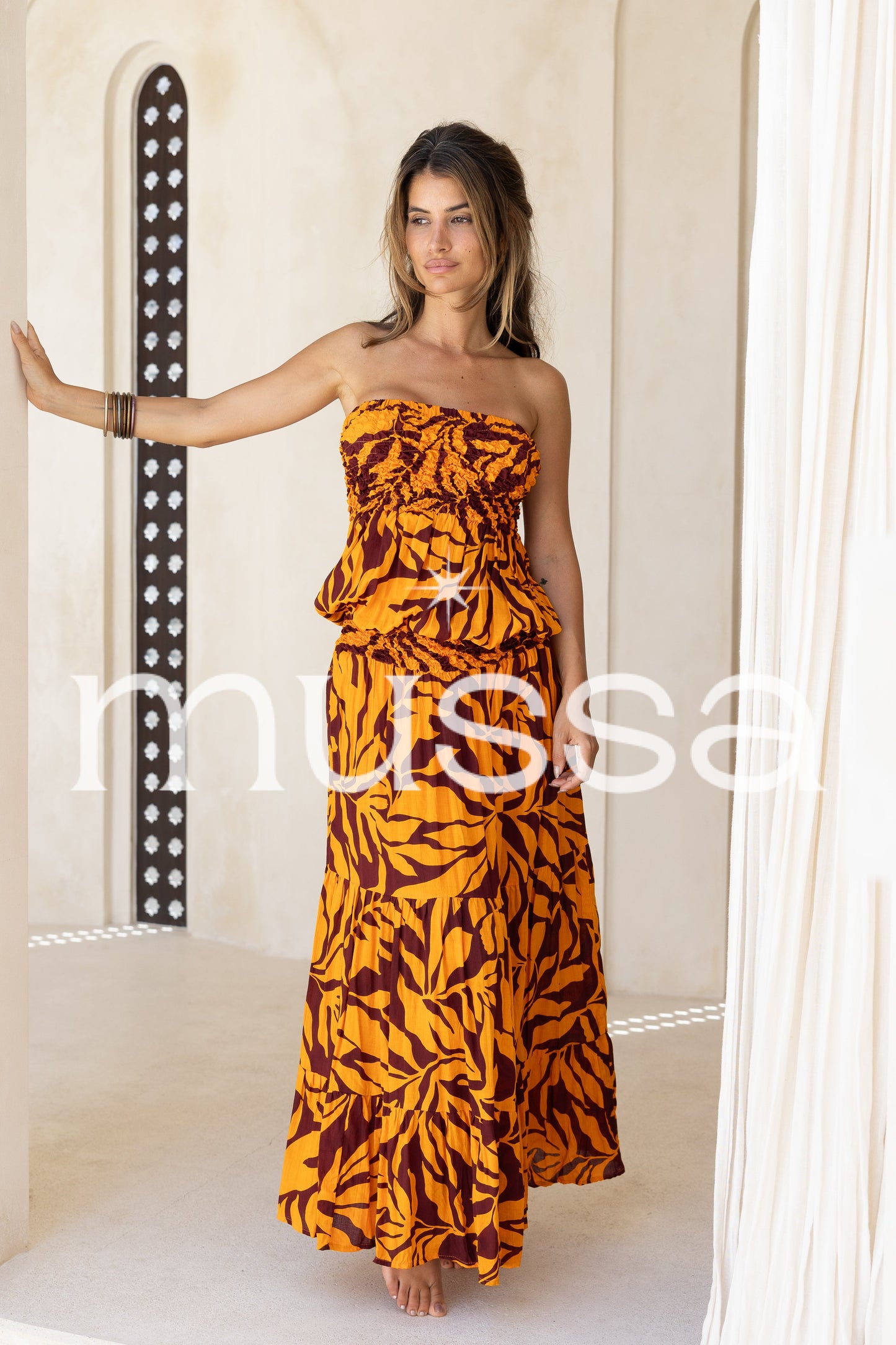 nina naranja spiro