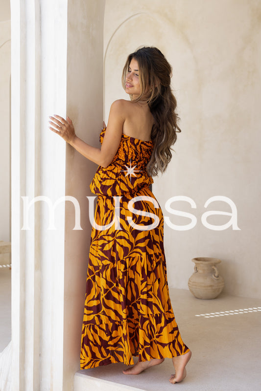 nina naranja spiro