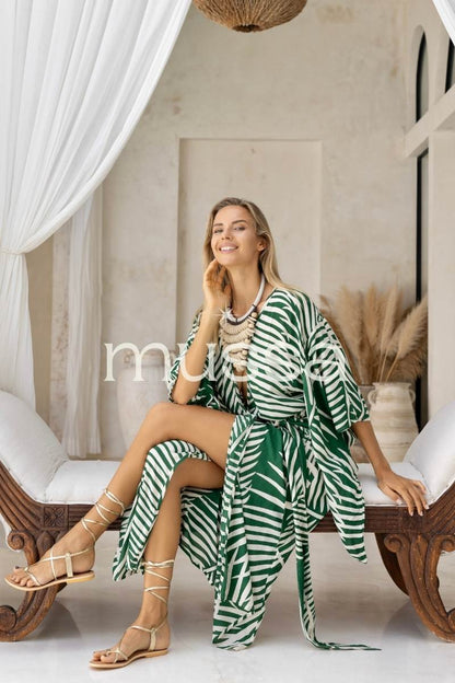 Kimono Palm Verde